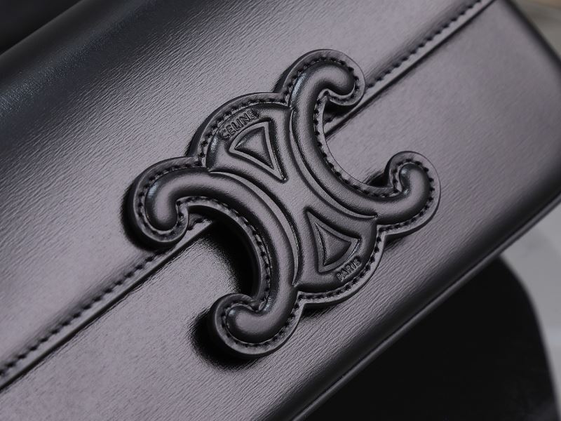 Ce1i*e triomphe bags